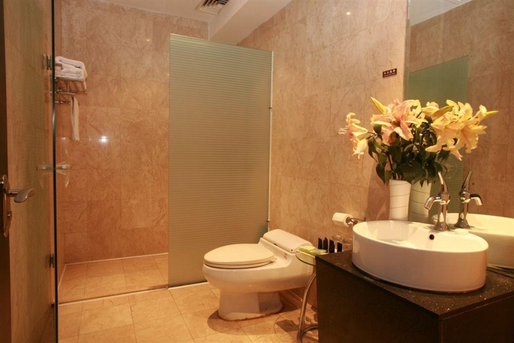 Base-Sanlitun Serviced Apartment Bắc Kinh Ngoại thất bức ảnh